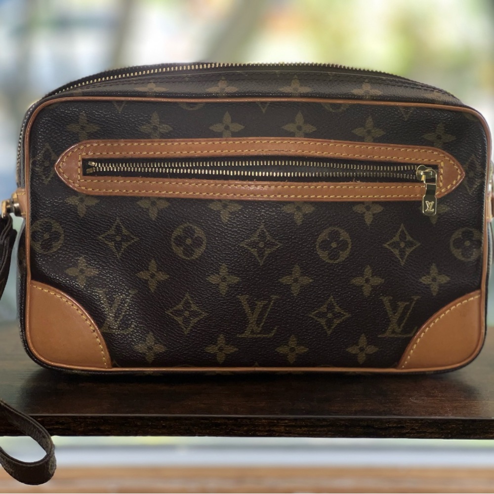 Louis Vuitton AUTHENTIC Marly Dragonne GM Clutch Bag/Wristlet